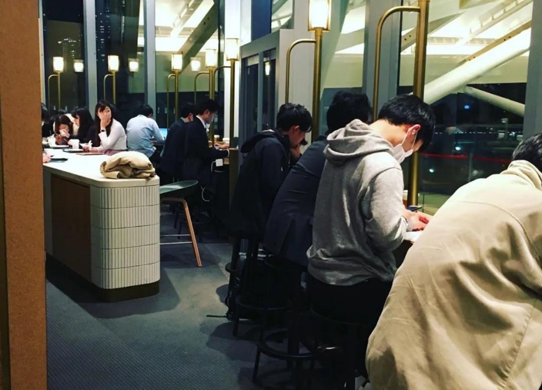 星巴克又放大招！Smart Lounge共享辦公概念店亮相(圖8)